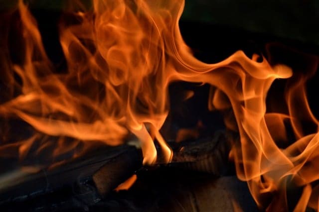Comment prévenir les risques d'incendie électrique chez soi